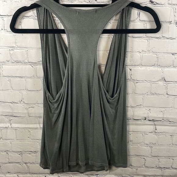 🐞 Urban Outfitters: Gray Tank - Size XS - Picture 3 of 3